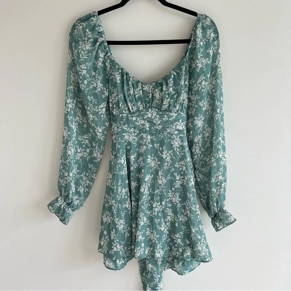Thirty/Thirty green white Floral Off-The-Shoulder mini Dress Women’s size M - Picture 1 of 10